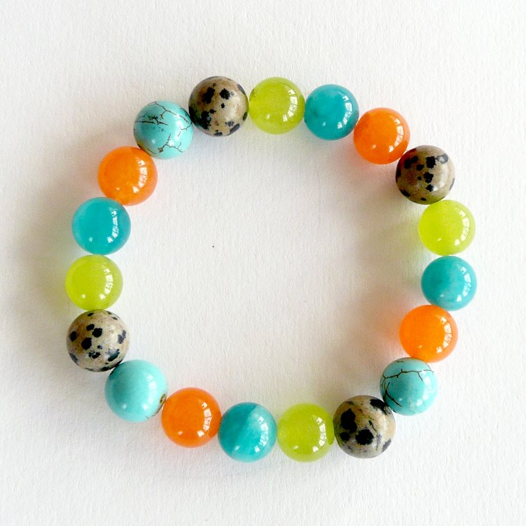 Armbånd med turkis, jaspis og jade - orange miks